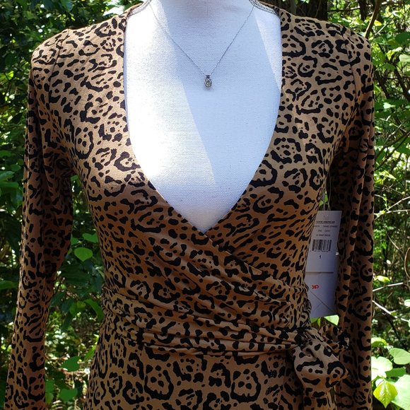 GOOD AMERICAN Day Night Wrap Midi Dress in Leopard Print Size Small - Picture 12 of 16
